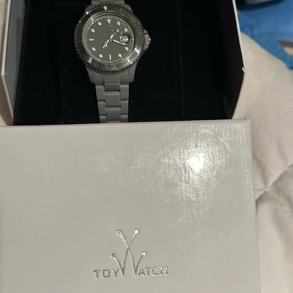 Toy Watch - Picture 3 of 6